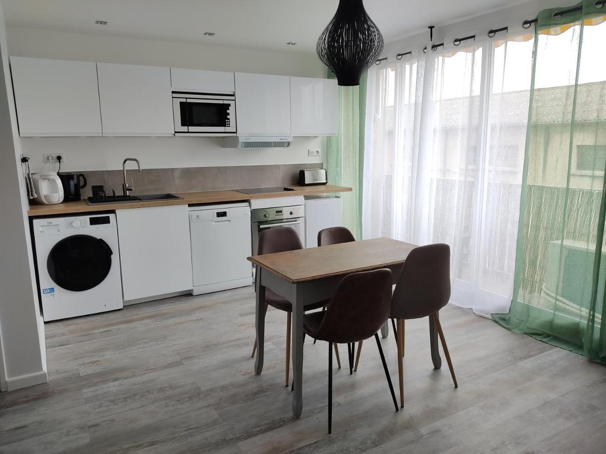 Appartement Climatise Avec Balcon,Wifi, Proche Remparts Avignon Bagian luar foto